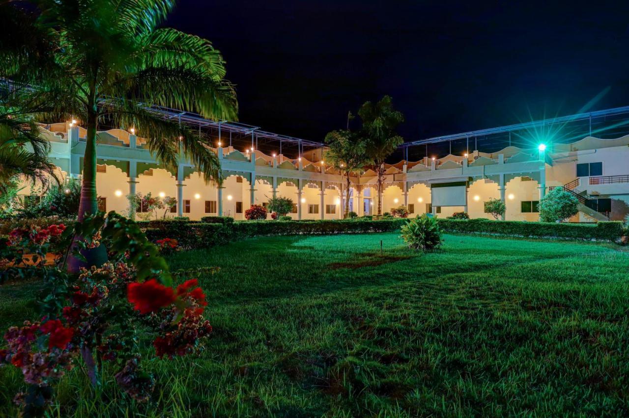 Brindavan Garden Resort & Spa Krishnarajasagara Exteriör bild